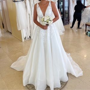 Pronovias Wedding Gown